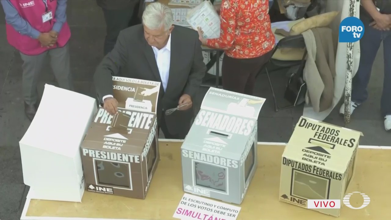 Andrés Manuel López Obrador Emite Voto Cdmx