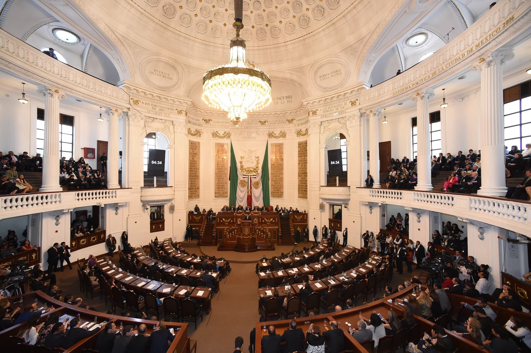 PRD y Morena chocan por asignación del fiscal anticorrupción