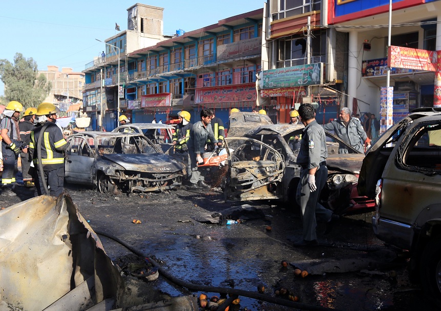 Suman 82 muertos Afganistán tras fin de tregua con talibanes