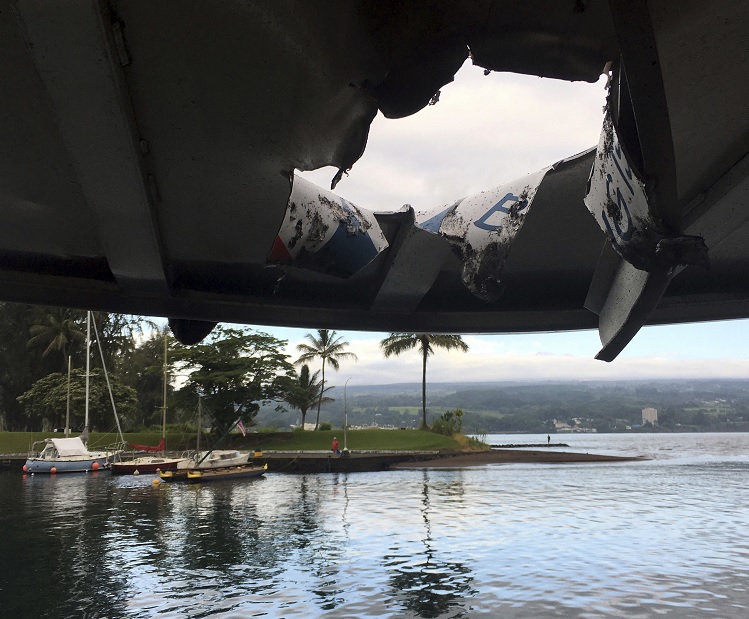 Bomba volcánica deja 23 turistas heridos en Hawai