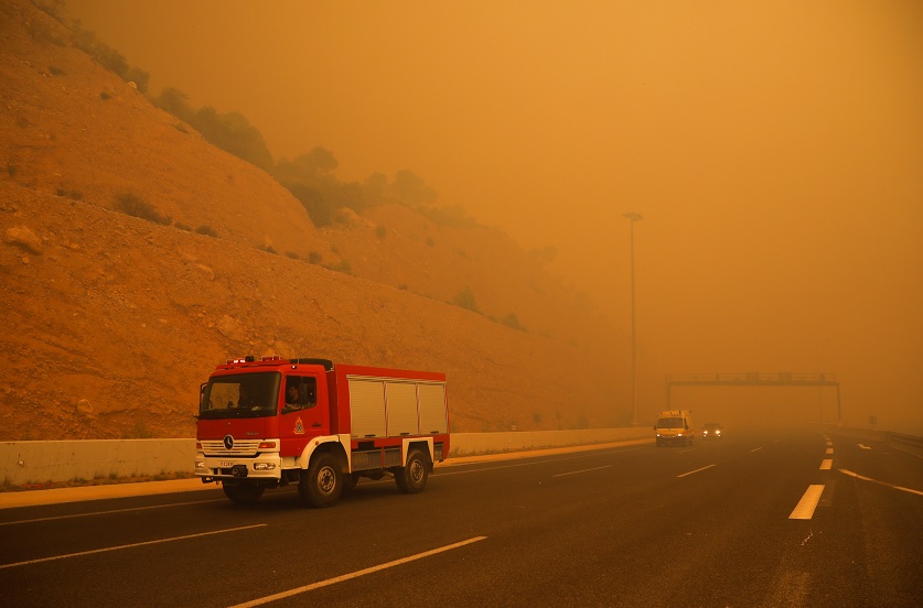 Grecia luto nacional decenas de muertos incendios forestales
