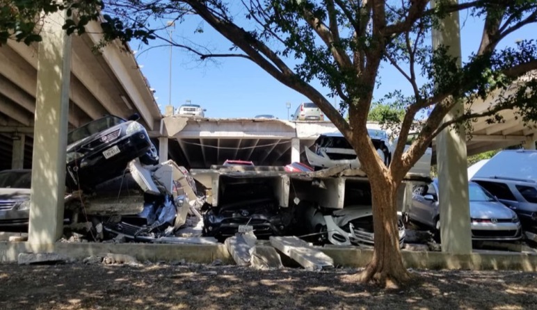 Colapsa estacionamiento en Irving, Texas; no hay heridos