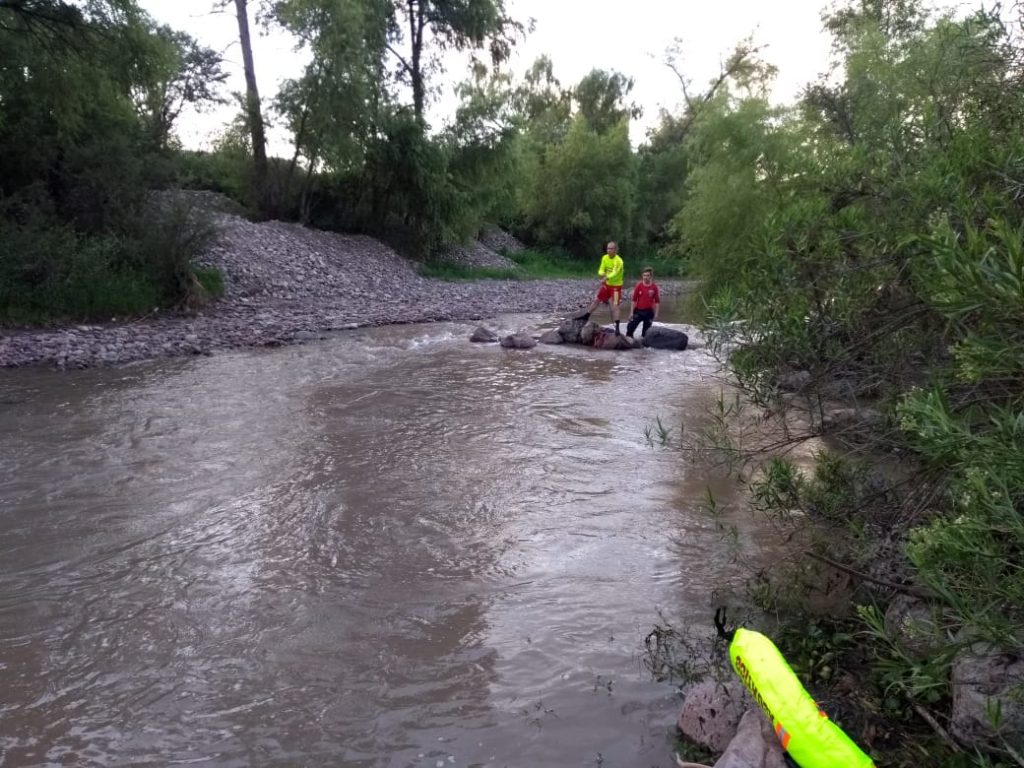 Dos menores mueren ahogados en río de Colotlán