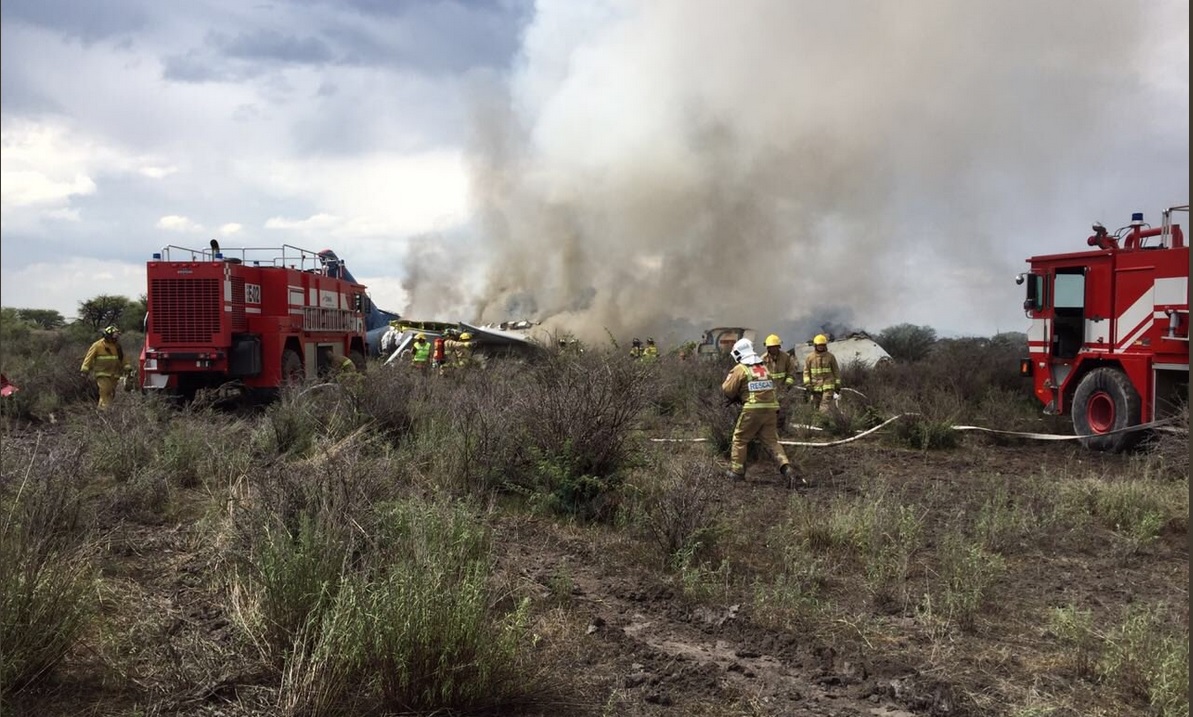 Peña Nieto instruye a Sedena, Segob y SCT atender accidente aéreo en Durango