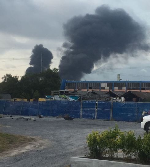Incendio en fábrica de aluminio en San Nicolás