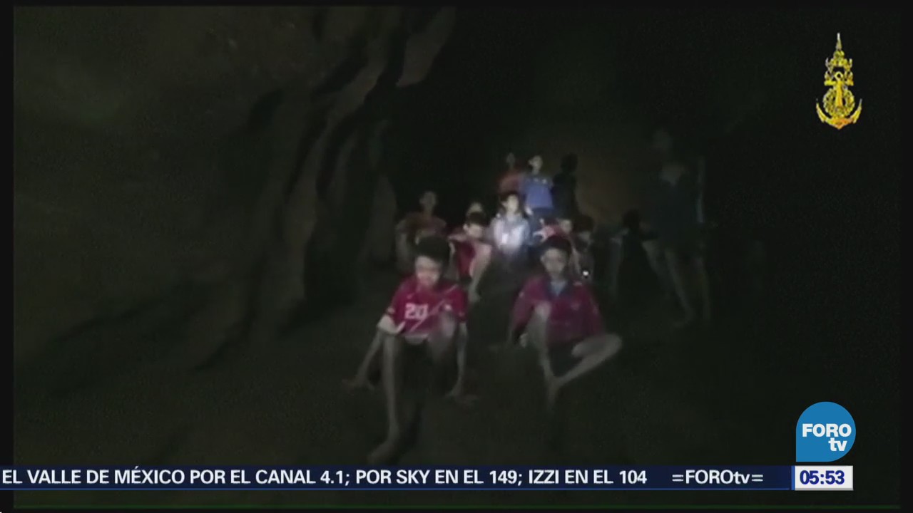 Jóvenes atrapados en cueva de Tailandia tienen que aprender a bucear