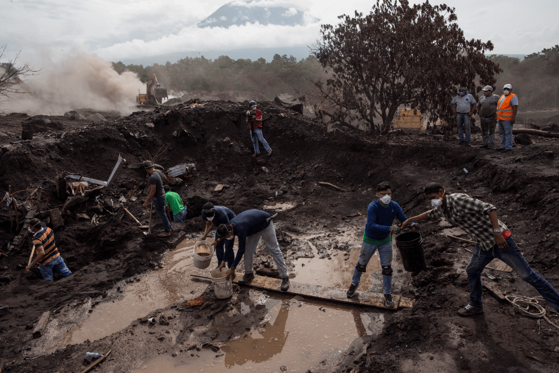 Los sobrevivientes del Volcán de Fuego en Guatemala