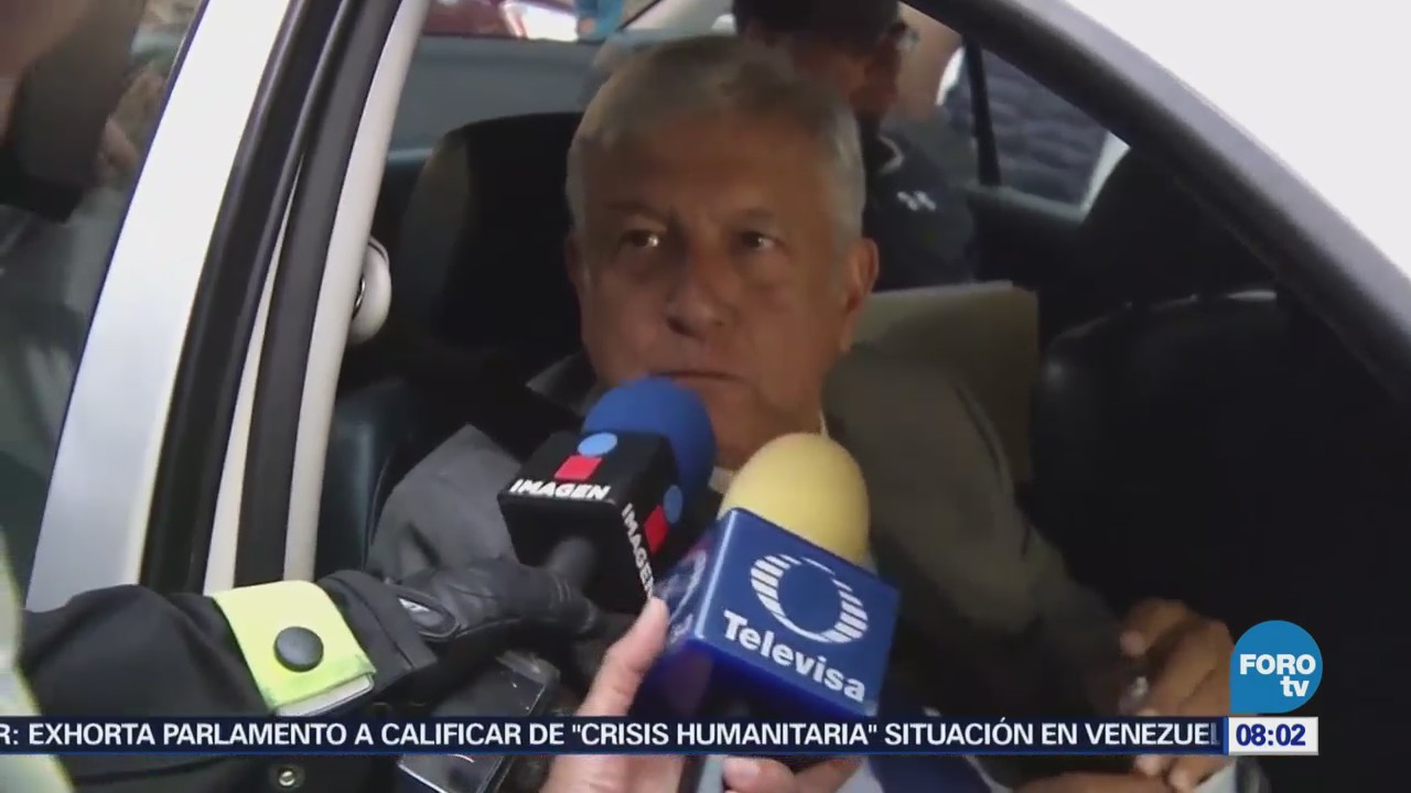 López Obrador inicia labores en su casa de