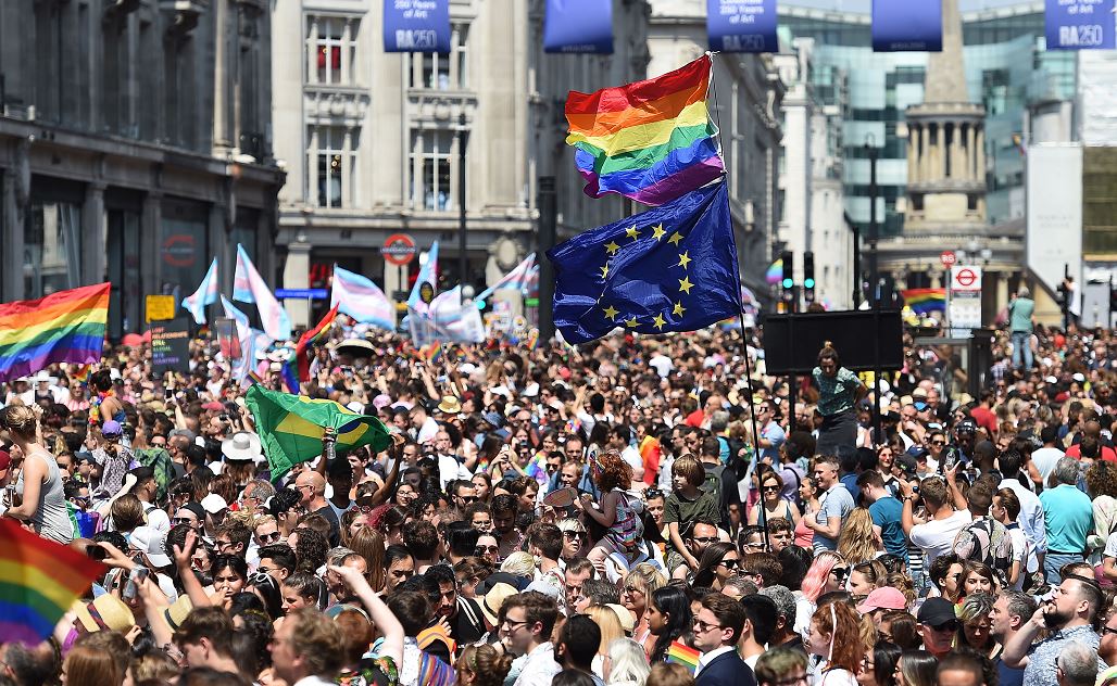 Alrededor de 30,000 personas participan en Londres en marcha
