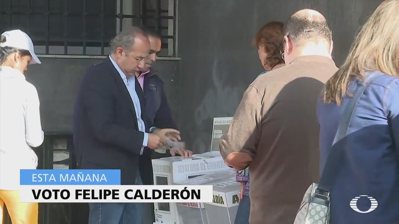 Felipe Calderón Emite Voto Casilla Cdmx