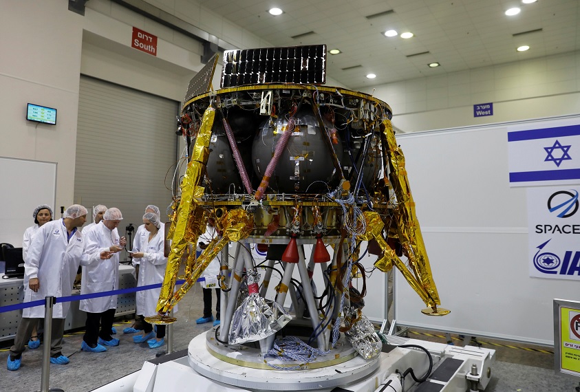 Israel planea misión no tripulada a la Luna en 2019