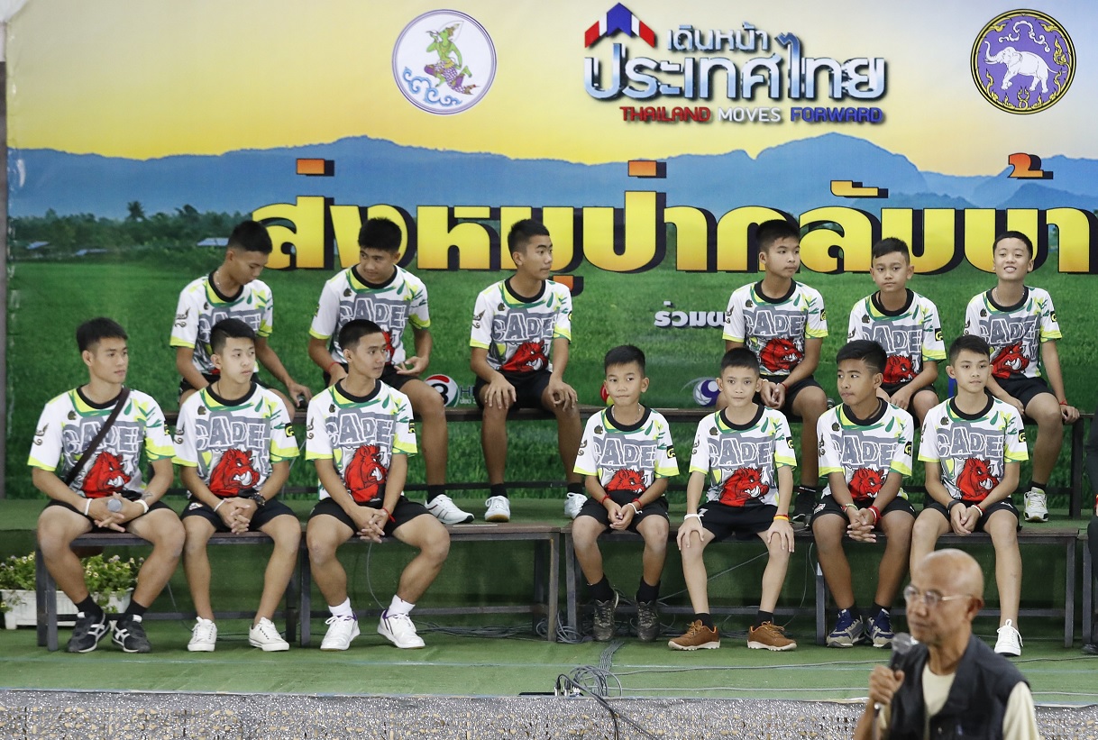 Niños rescatados en Tailandia cuentan su odisea en conferencia de prensa