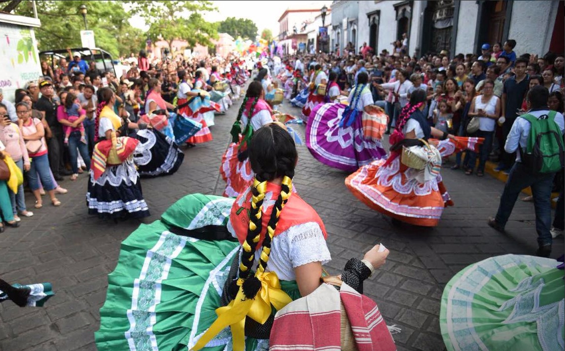 Oaxaca disfruta la fiesta de la Guelaguetza