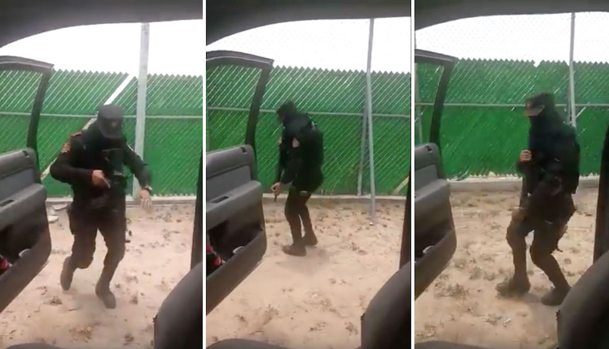 Video: Captan a policía bailando con su fusil en el reto de internet la #ChonaChallenge