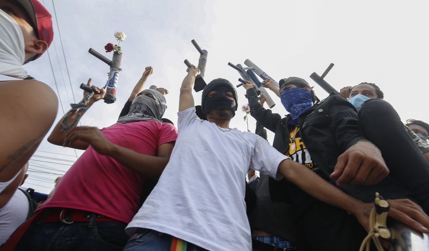 Ortega admite 195 muertos Nicaragua y encapuchados policías