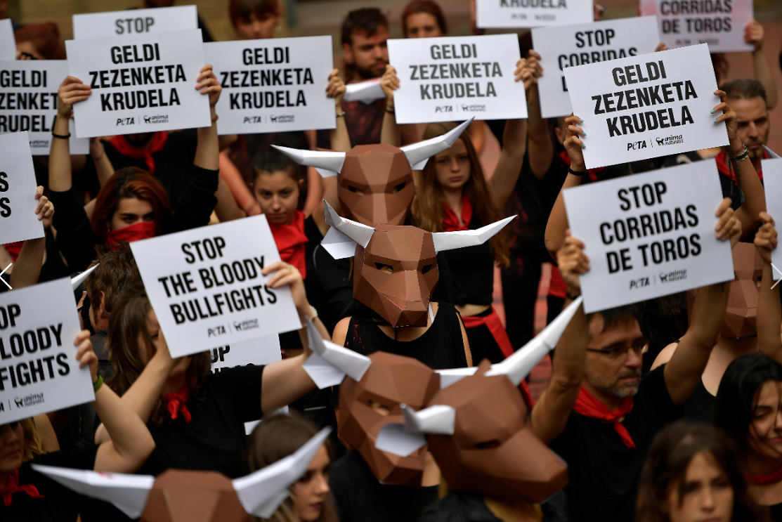 Protestas en España contra las corridas de toros. (AP)