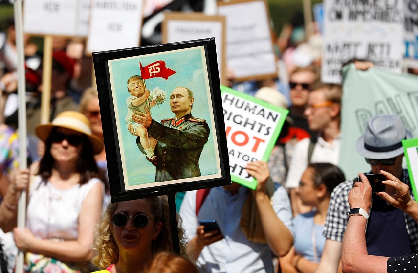 Protestan en Finlandia contra cumbre Trump-Putin