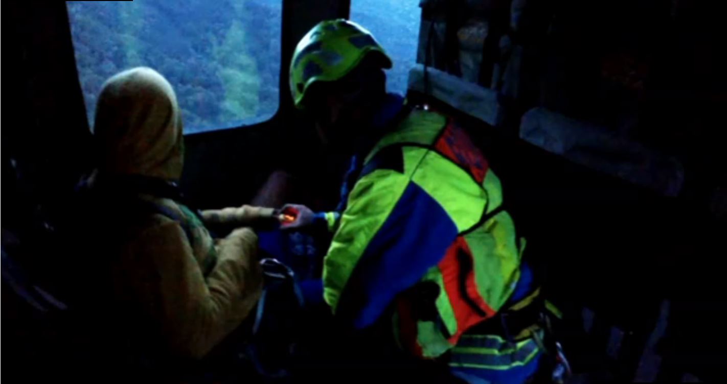 Rescatan a una persona extraviada en el Nevado de Colima