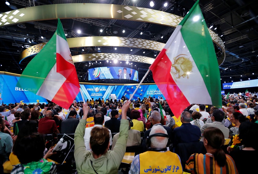 Frustran atentado bomba contra opositores iraníes en Francia
