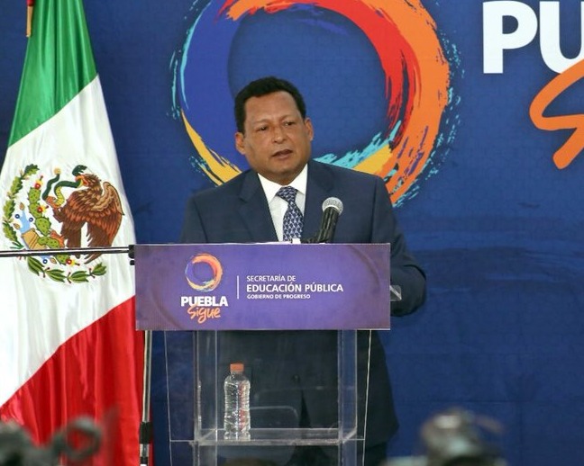10 mil alumnos iniciarán nuevo ciclo escolar en Puebla, en aulas móviles