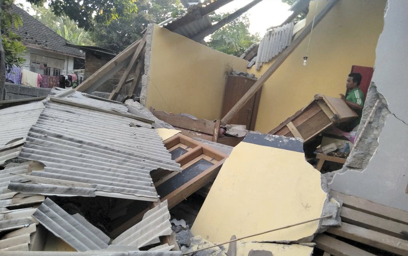 sismo indonesia deja 13 muertos y decenas heridos