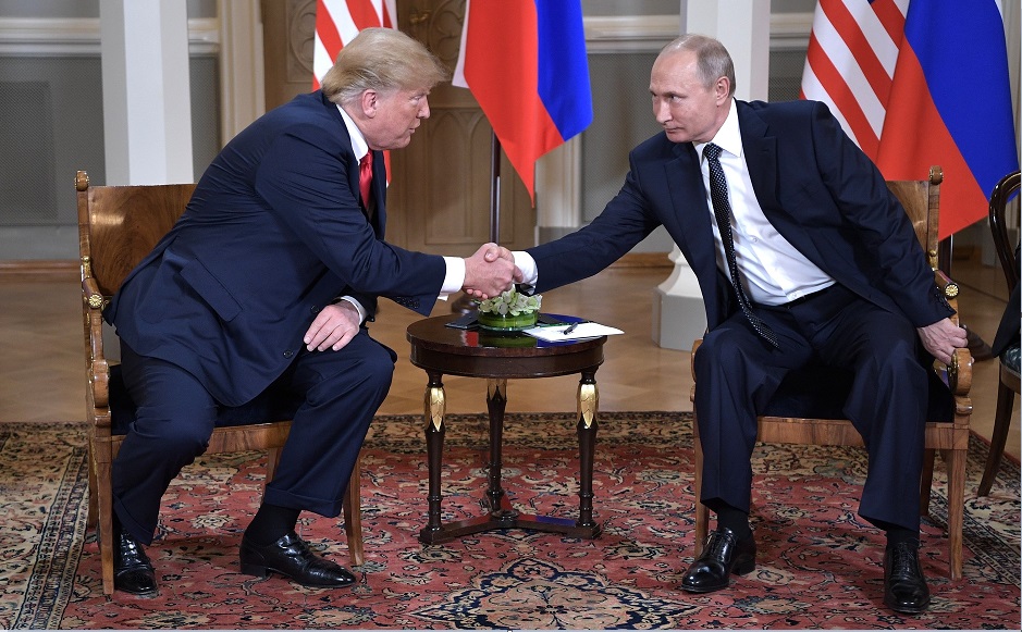 Próxima reunión Trump-Putin, hasta que concluya investigación sobre trama rusa
