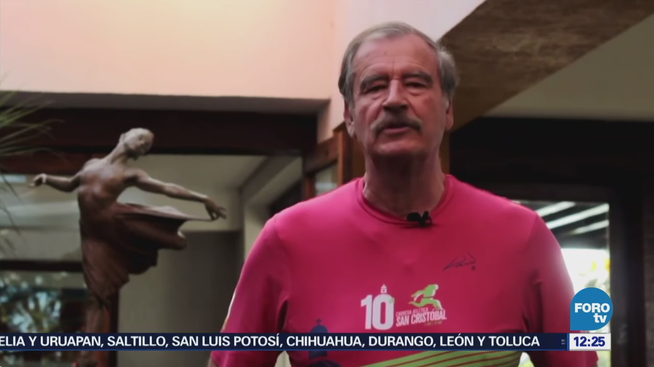 Vicente Fox defiende pensión que reciben