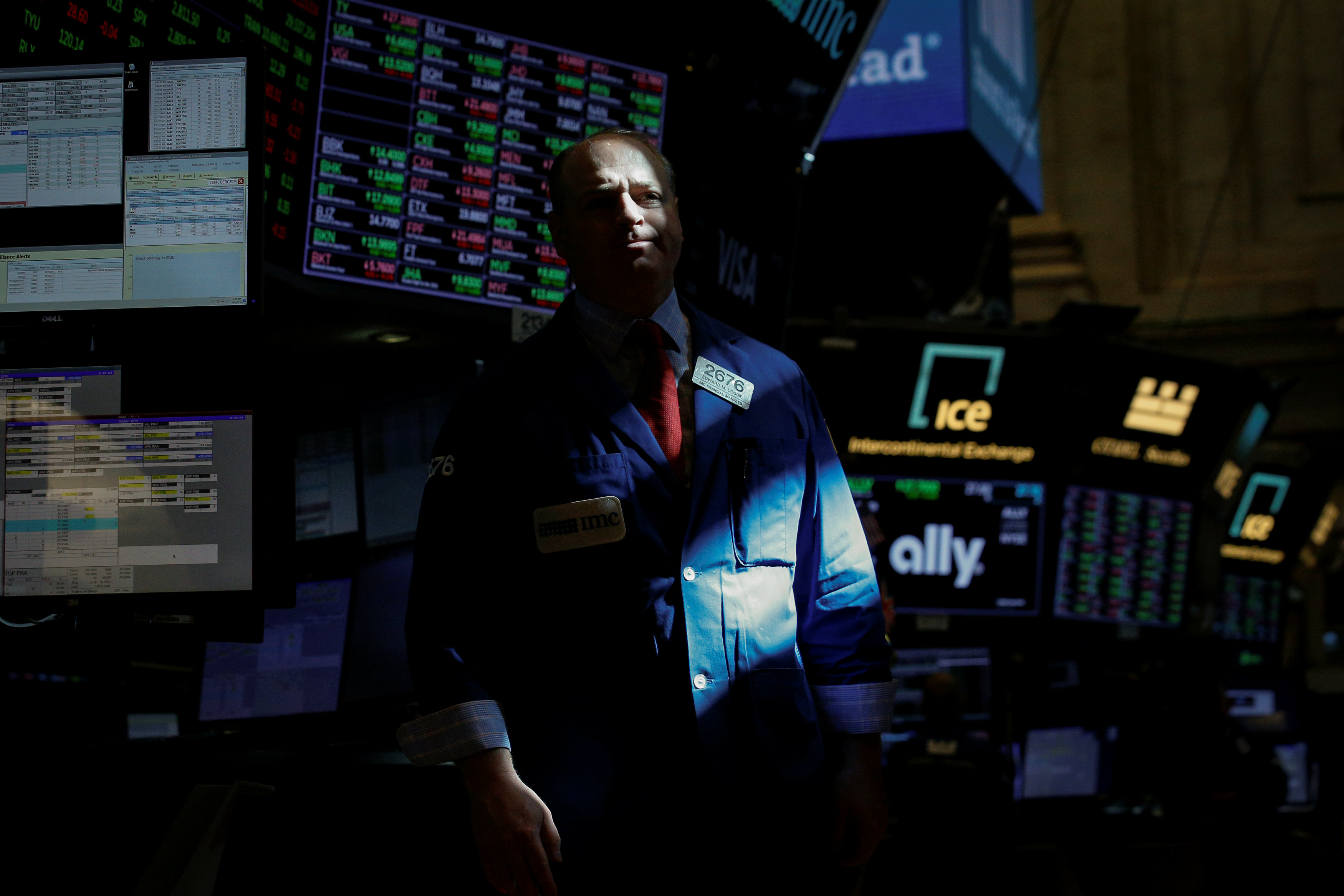 Wall Street a la baja por débiles resultados trimestrales