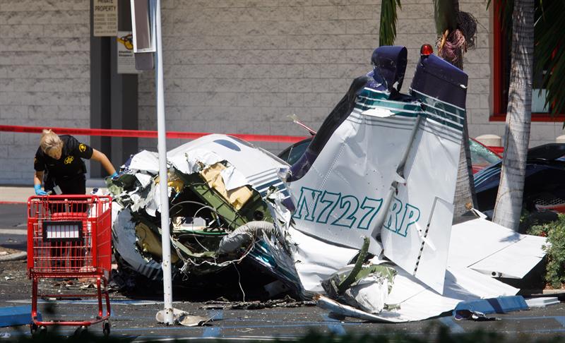 Desplome de avioneta deja 5 muertos en California, Estados Unidos