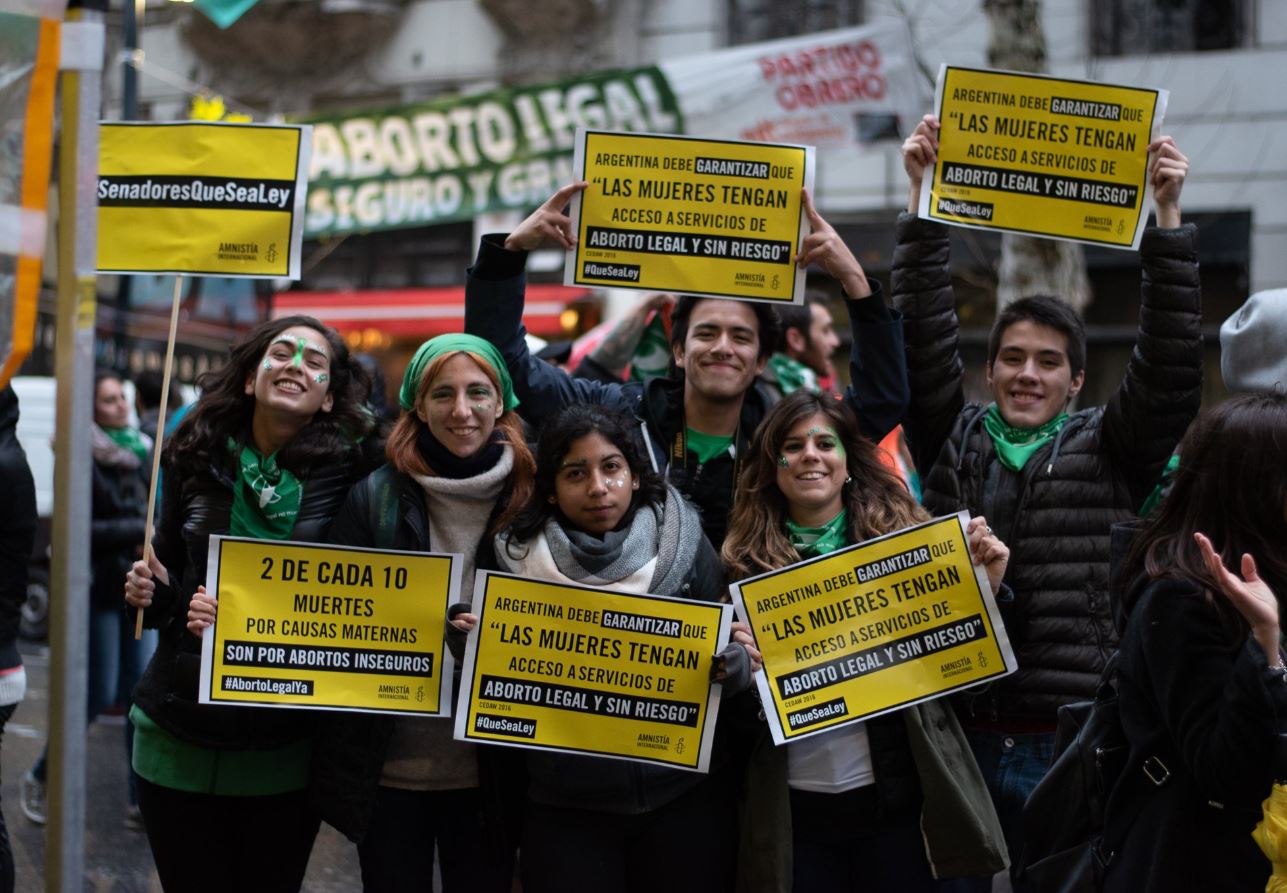Senado argentino pierde 'oportunidad histórica' al rechazar el aborto, dice AI