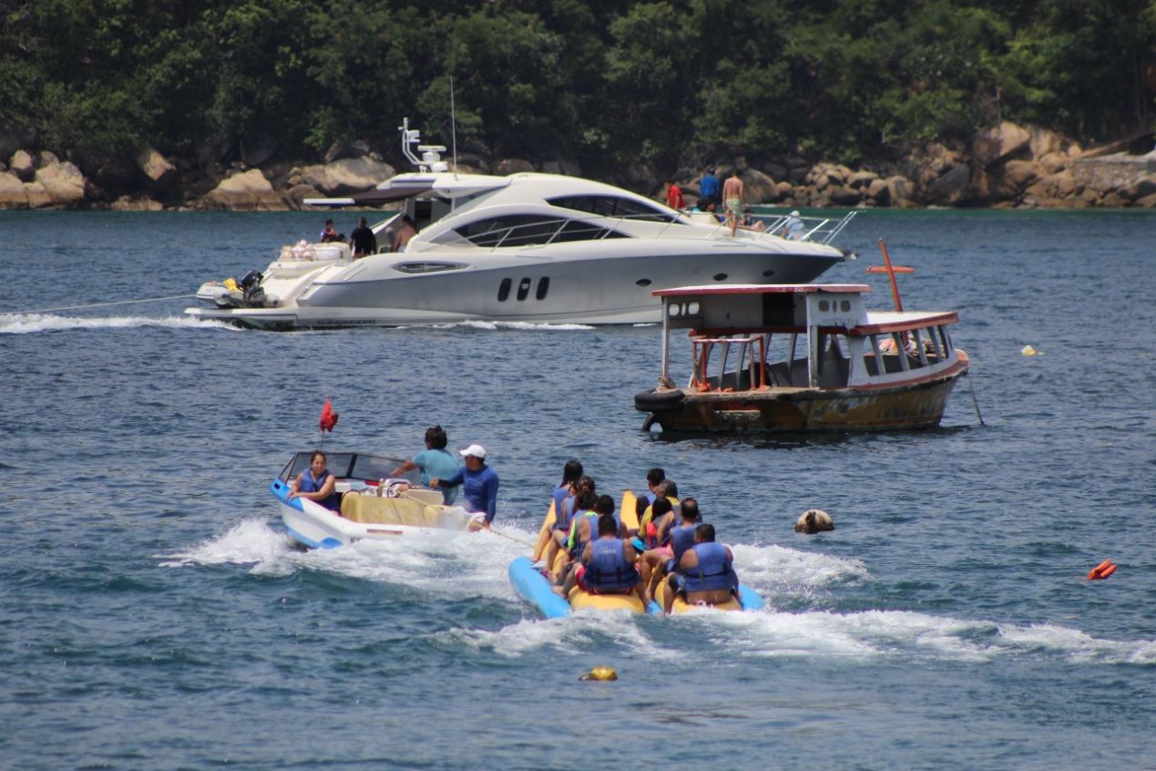 Suman 11 muertos en playas de Acapulco, en vacaciones