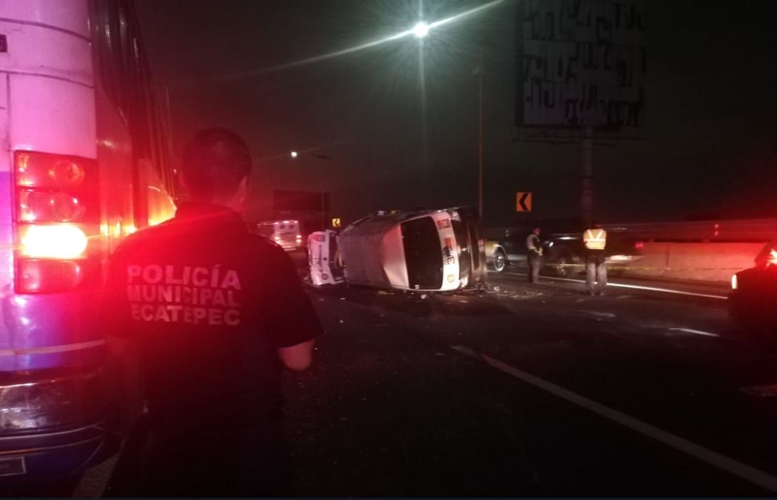 Accidente en Autopista México-Pachuca deja un muerto y 15 lesionados