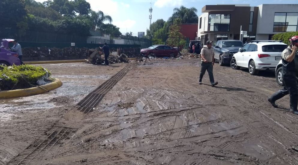 Lluvias provocan inundaciones en Zapopan, Jalisco