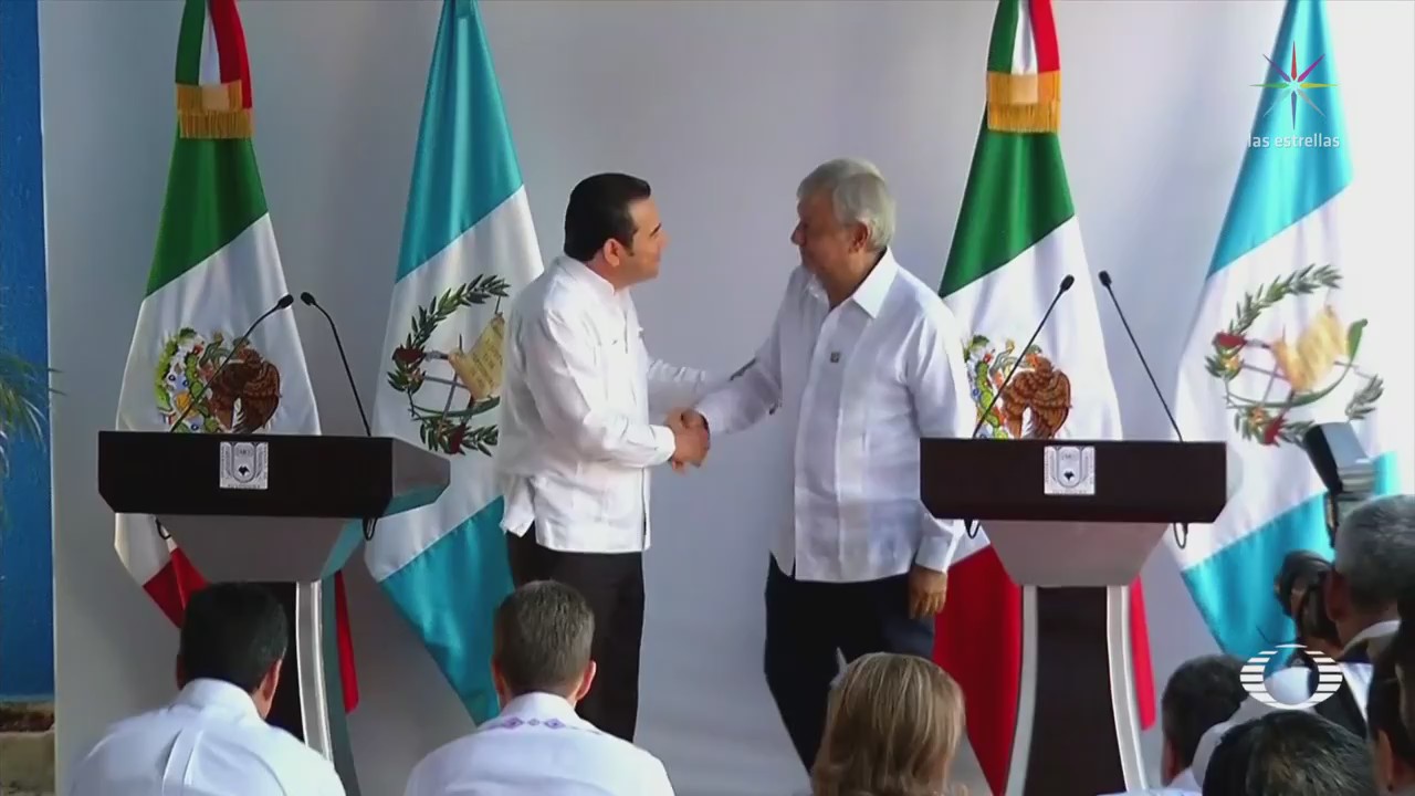 AMLO se reúne con el presidente de Guatemala