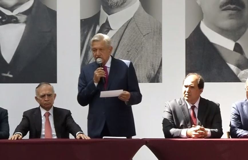 AMLO anuncia equipo de Presidencia, suma a Lázaro Cárdenas Batel