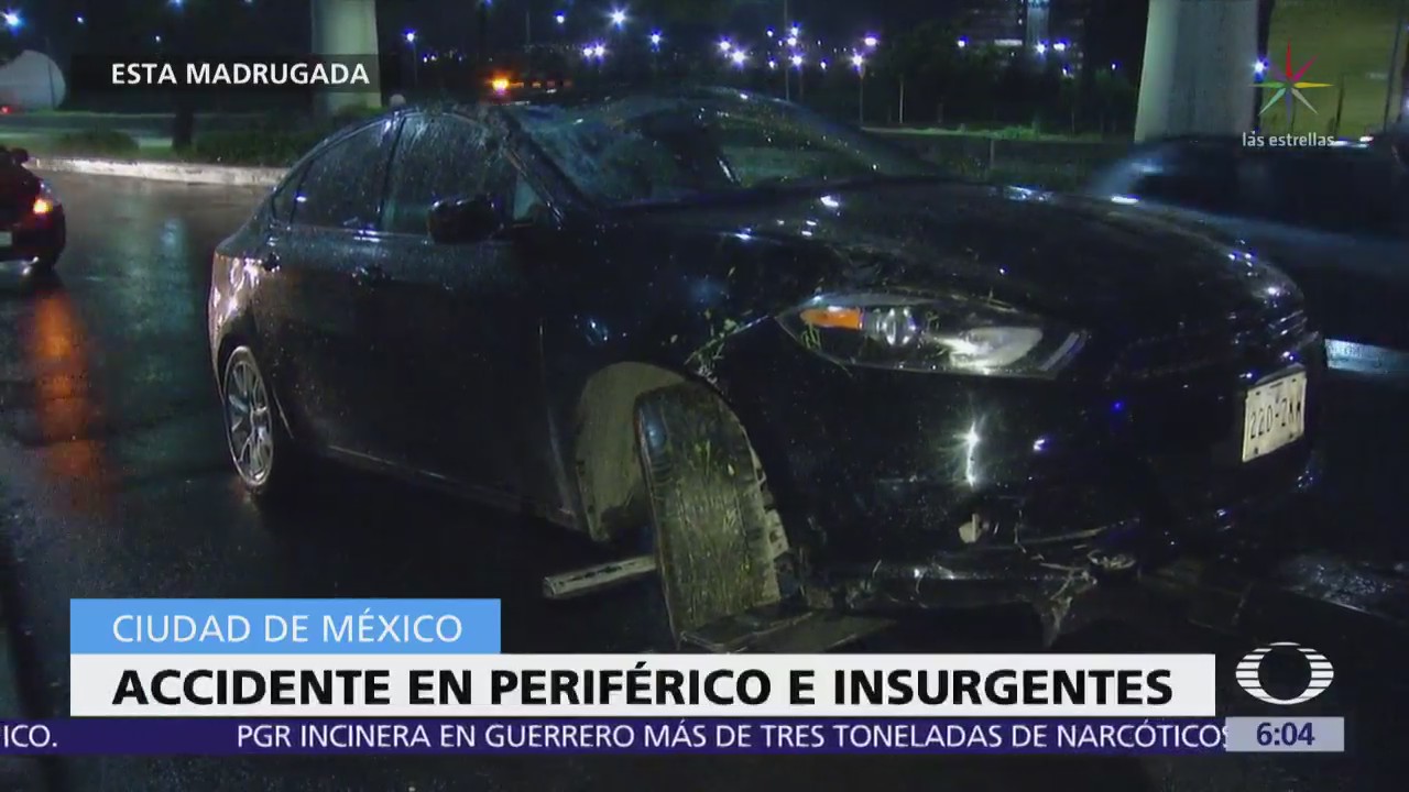 Automóvil choca contra banqueta en Periférico e Insurgentes, CDMX