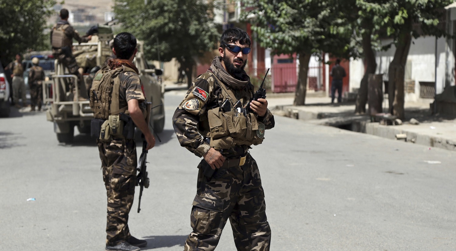 Talibán libera rehenes tras secuestro masivo en Afganistán