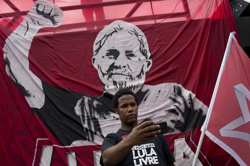 Tribunal electoral de Brasil rechaza candidatura presidencial de Lula
