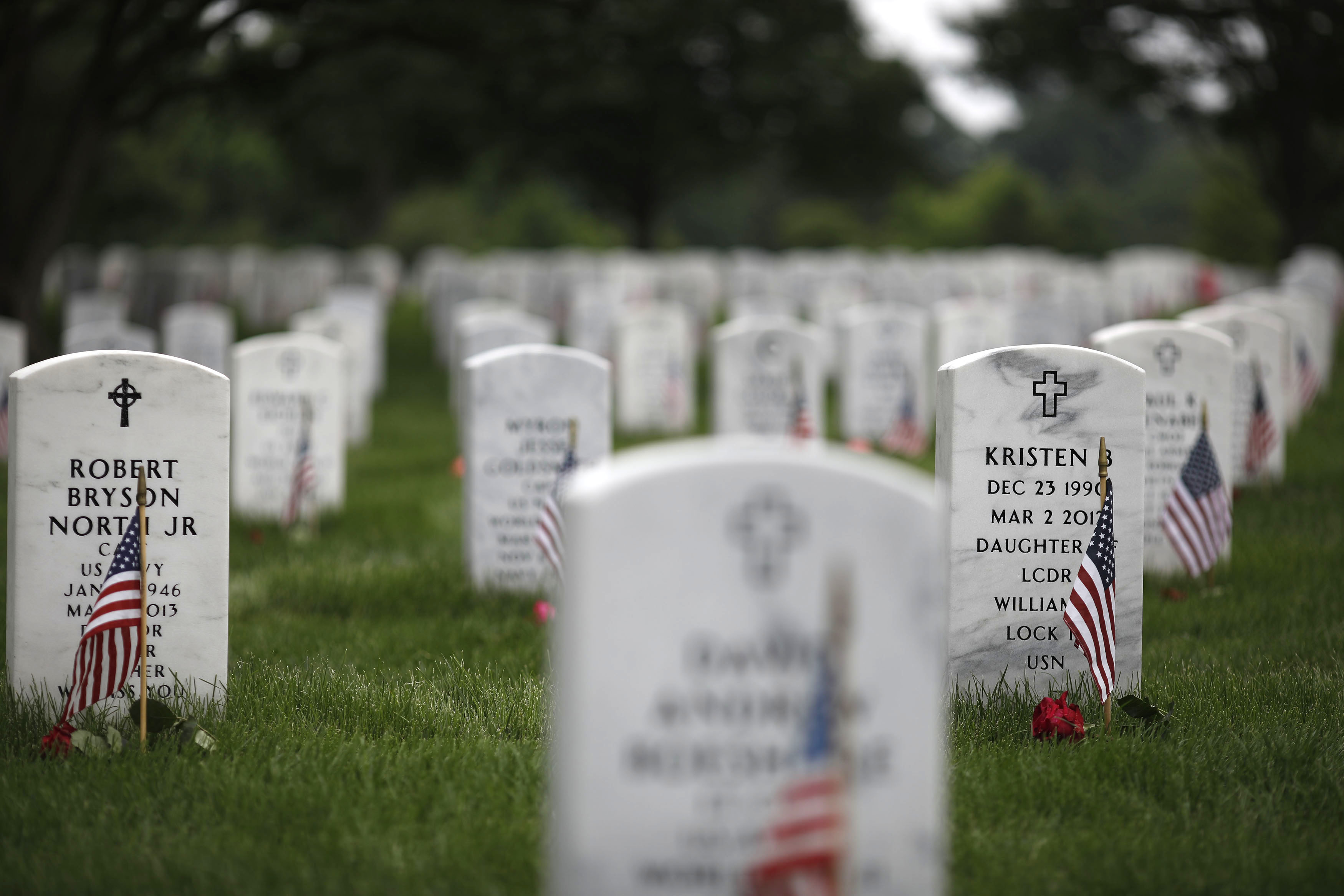 Desalojan el Cementerio Nacional de Arlington por amenaza de bomba