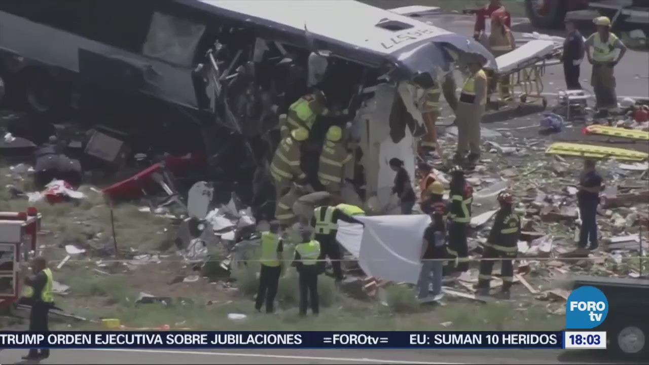Choque de autobús deja varios muertos en Nuevo México