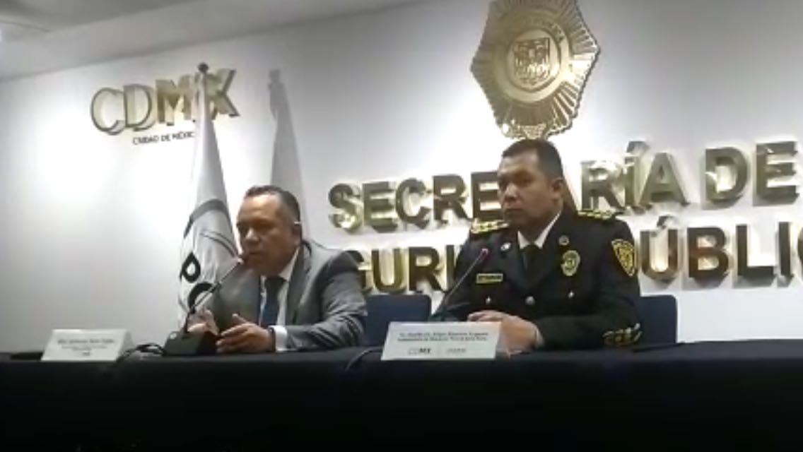 Cuatro policías son investigados por sembrar droga en bar de CDMX