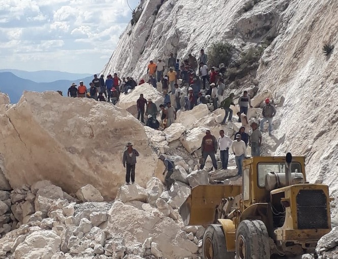 Derrumbe de mina en Hidalgo deja al menos un muerto