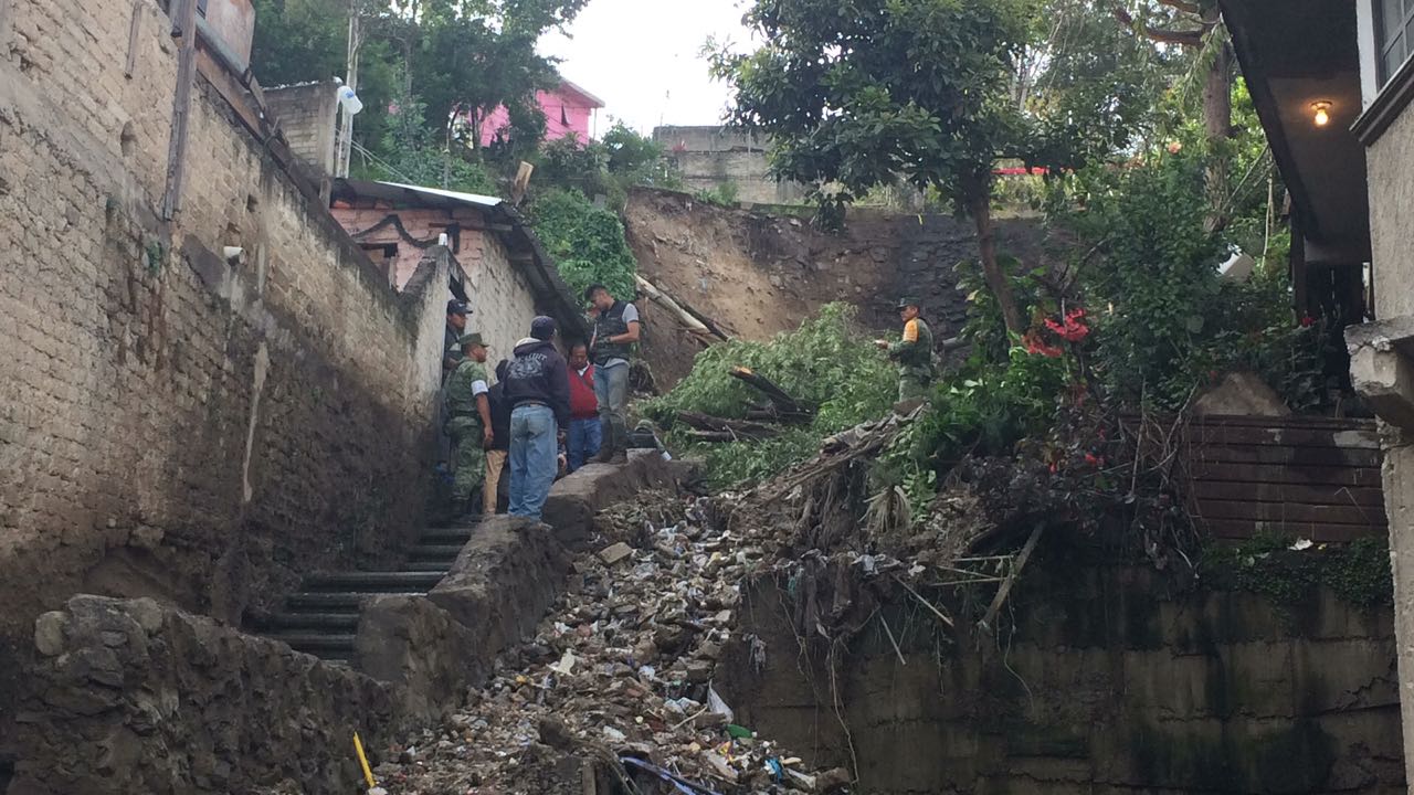 Granizada y lluvia en Naucalpan provoca deslaves