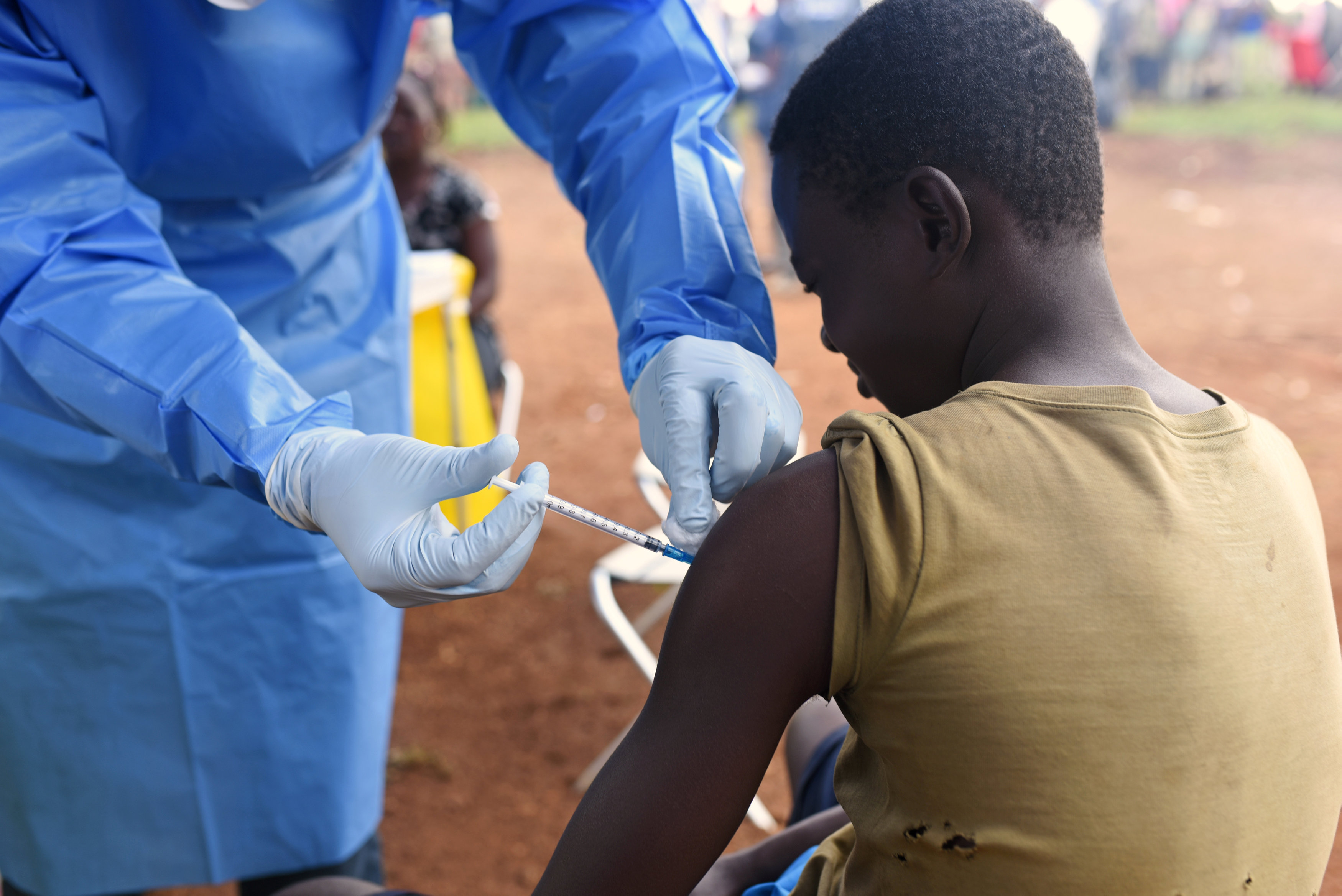Suman 75 muertos por nuevo brote de ébola en el Congo