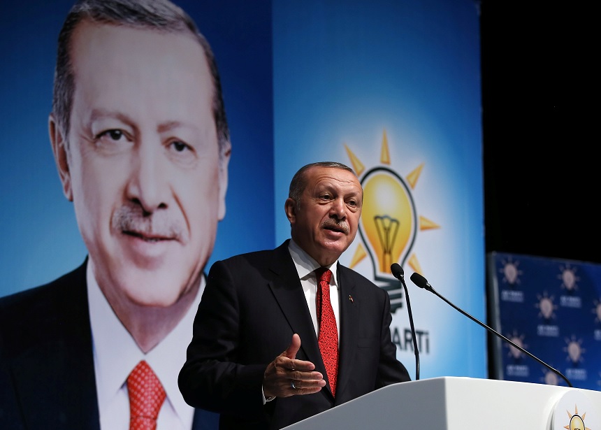 Erdogan amenaza a Estados Unidos por imposición de aranceles