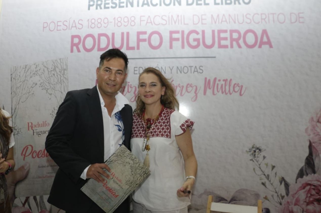 esposa amlo presenta libro poeta rodulfo figueroa
