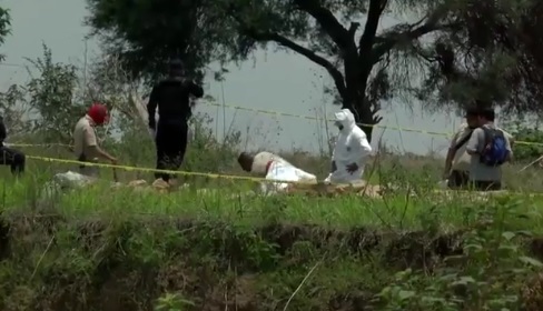 Suman seis cuerpos hallados en fosa clandestina en Juanacatlán, Jalisco