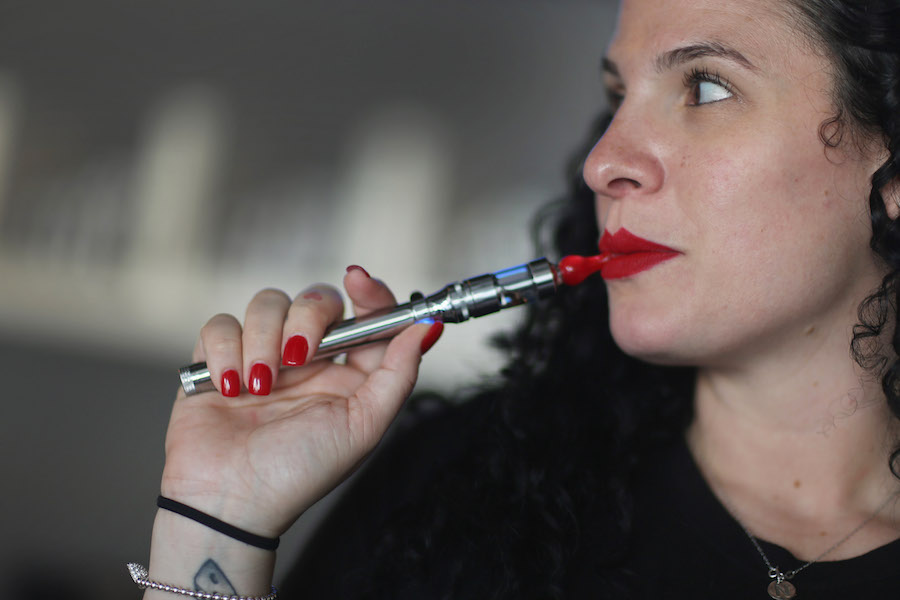 Fumar cigarros electrónicos podría dañar tu ADN