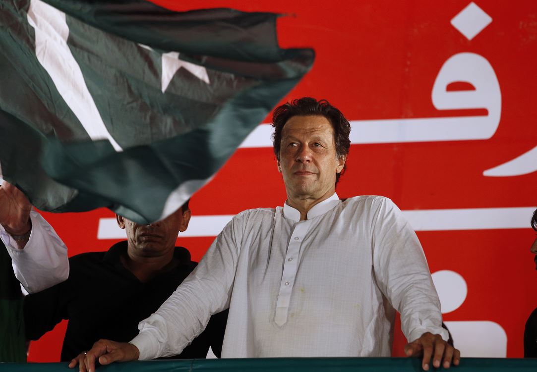 Exjugador de críquet Imran Khan es nuevo primer ministro