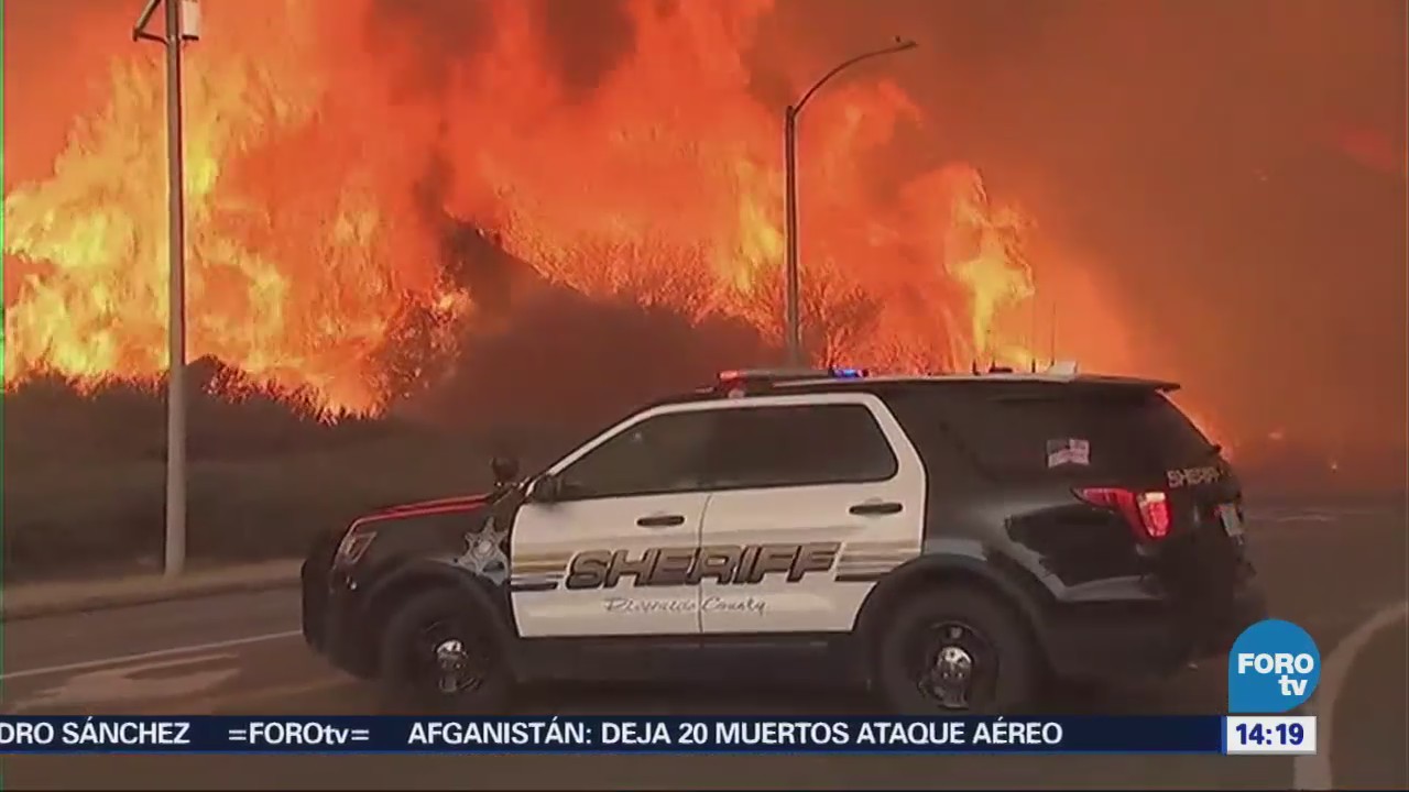 Incendio Holyfire Sigue Sin Control California EU
